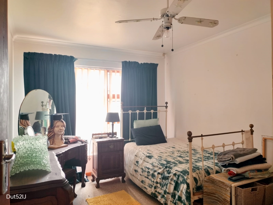 4 Bedroom Property for Sale in Fraaiuitsig Western Cape